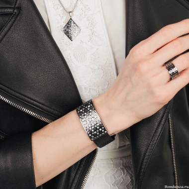 Браслет Fiore Luna, на кожаном черном ремешке, CB03209-2 S